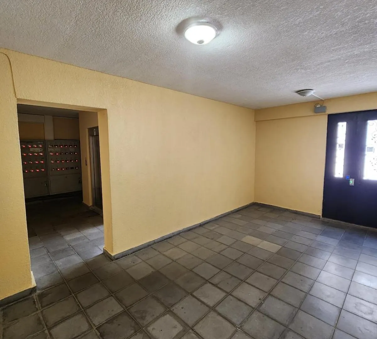 Cozy Flat Metro Varliveria Inn Tbilisi